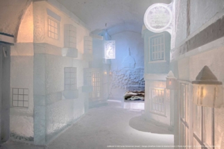 Icehotel 32 Art Suite Photo Asaf Kliger Reindeer Northern Lights