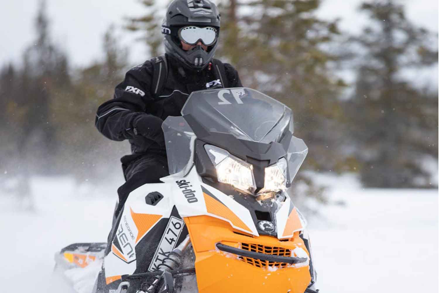 lulea-snowmobile-tours lulea-snowmobile-tours