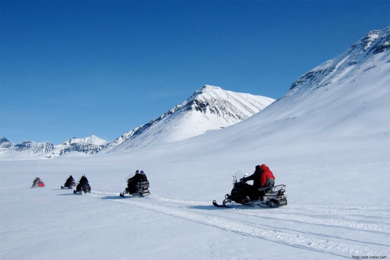 Lapland Kiruna Snowmobiling, Short Break Lapland