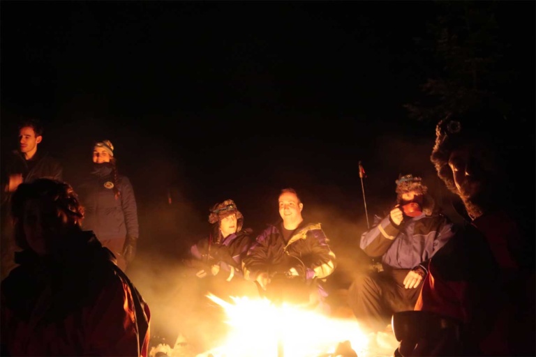 Northern Lights City Break Luleå Snowshoe at night