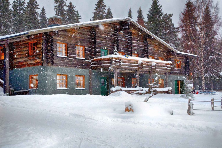 Aurora glamping holiday snowmobile tours lulea, Highlights Swedish Lapland